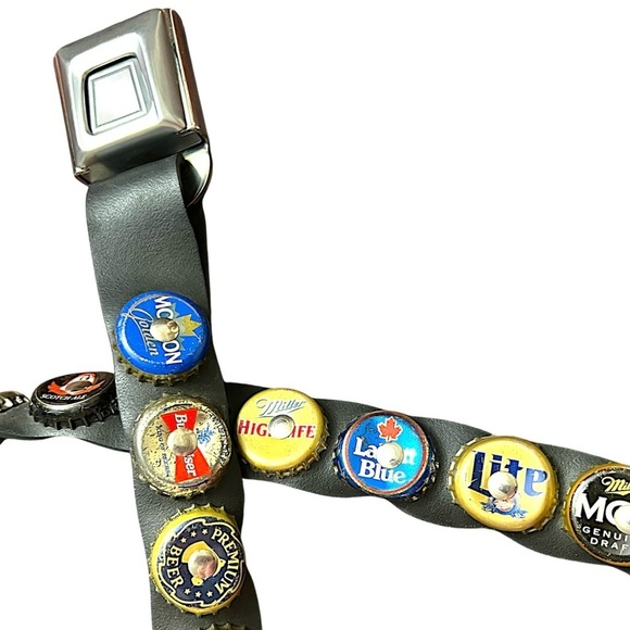 Vintage Seat Belt buckle beer cap belt rare unique conversation piece EUC - Picture 4 of 13